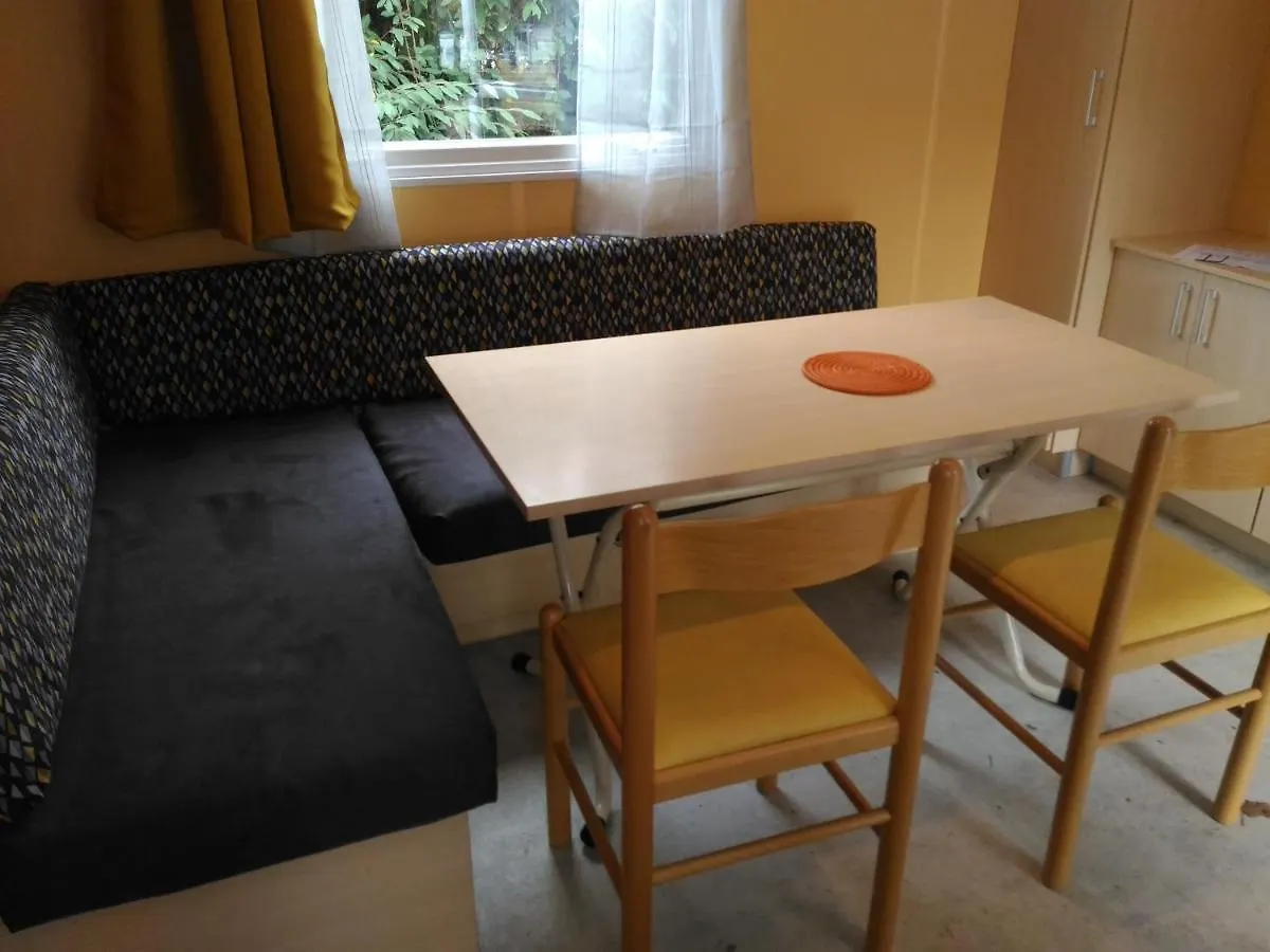 Mobil-Home Au Pied Des Pyrenees Castillon-en-Couserans Campsite