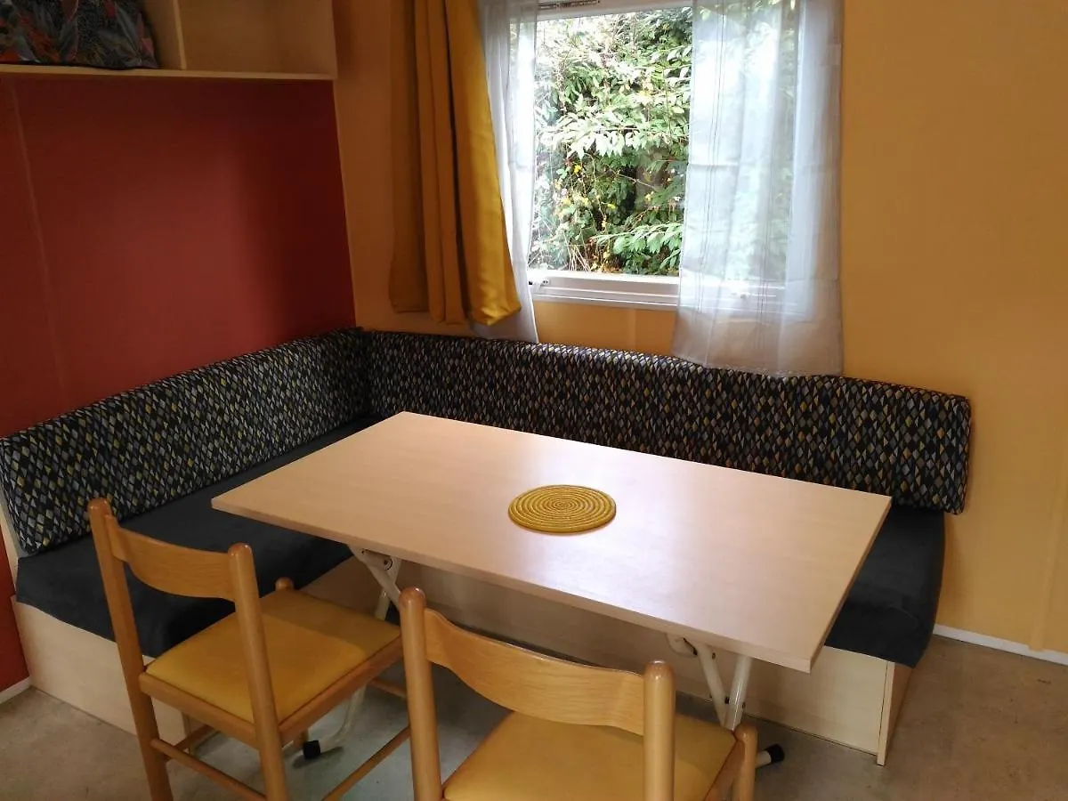 Campsite Mobil-Home Au Pied Des Pyrenees Castillon-en-Couserans